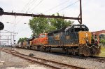 CSX 8181 leading K622